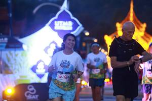 BIB: 164
                            <button type="button" onclick="openModal(22341707)" class="btn btn-primary btn-sm float-right btn-popup" data-toggle="modal" data-target=".modal-high-quality">
                        <i class="fas fa-shopping-cart"></i> Add to Cart
                    </button>
                                            <button type="button" onclick="isThisMe(22341707, true)" class="btn btn-success btn-sm float-right btn-popup btn-isme hidden" data-toggle="tooltip" data-placement="bottom" title="นี่คือรูปของคุณใช่ไหม คลิกที่นี่เพื่อเอาเข้าอัลบั้ม">
                        <i class="fas fa-plus"></i> Add to album
                    </button>
                    <button type="button" onclick="isThisMe(22341707, false)" class="btn btn-warning btn-sm float-right btn-popup btn-isnotme hidden">
                        <i class="fas fa-ban"></i> Remove from album
                    </button>